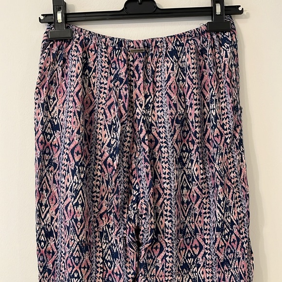 Billabong Harem- Boho Pants with pockets - Size M - Picture 4 of 5